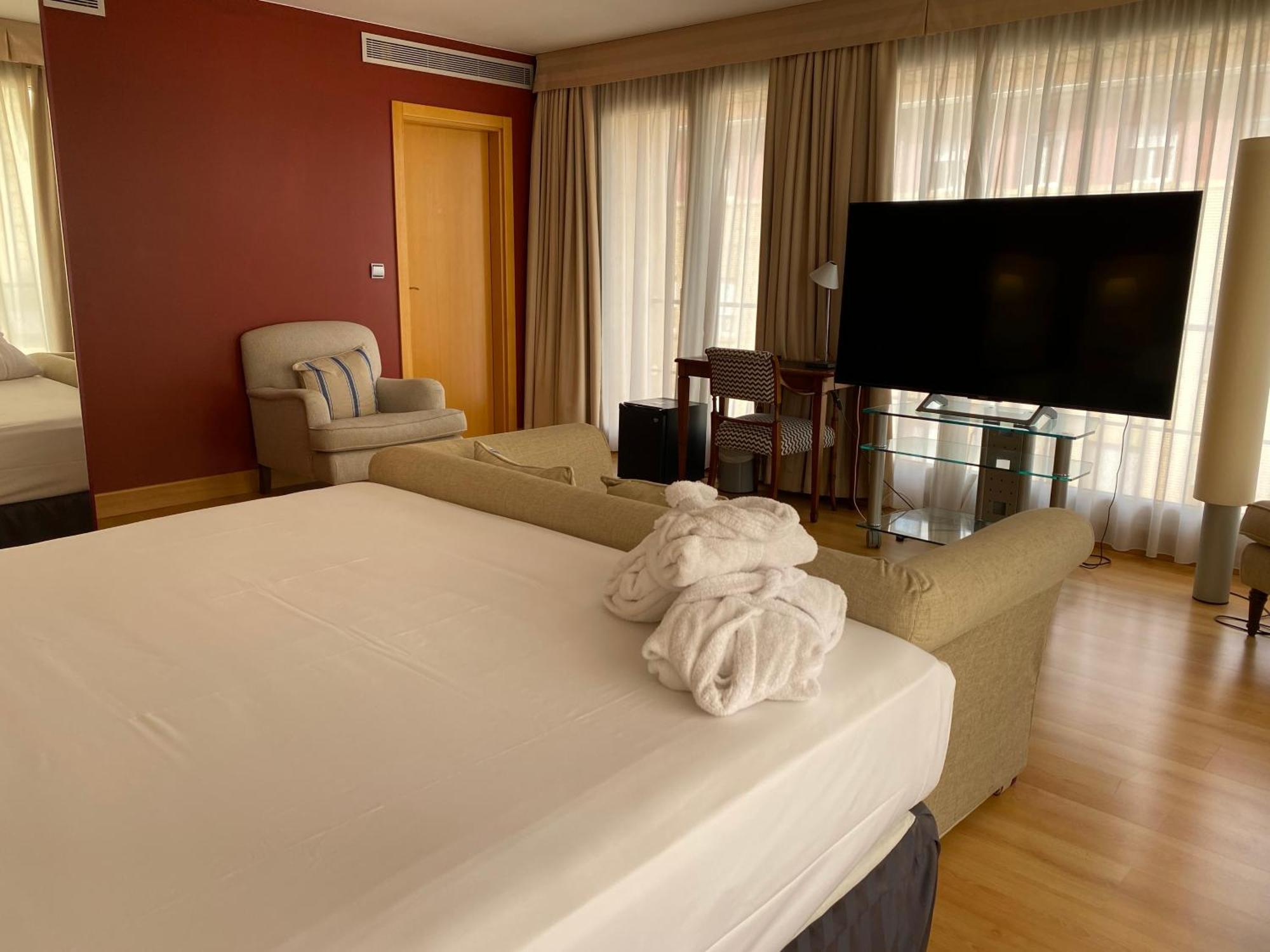 U Villa-goma Hotel Zaragoza